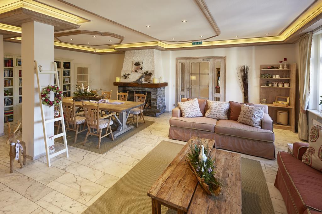Hotel Garni Dorfkammer ออลสเบิร์ก ภายนอก รูปภาพ